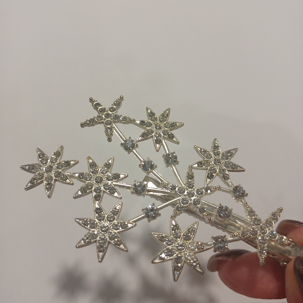Beautiful Silver Star Hair Clip - Picture 6 of 6